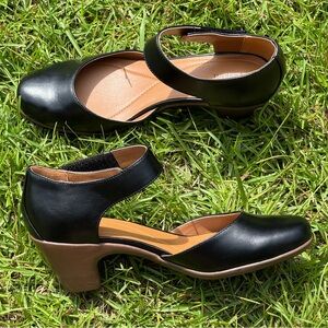 Easy Spirit Women’s Size 10M Black Ankle Strap Pumps Block Heel Comfort Shoes